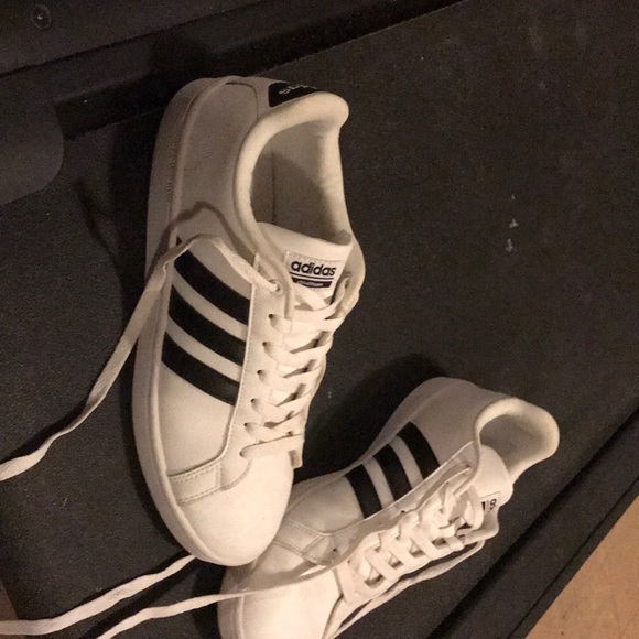 Adidas with cloud foam - Picture 2 of 3